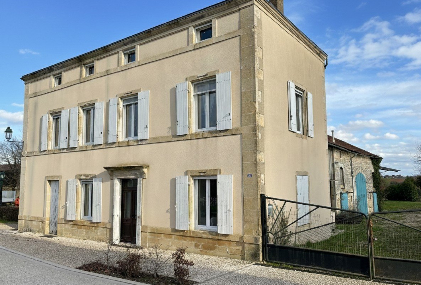 vente Maison Courcome - Photo 1