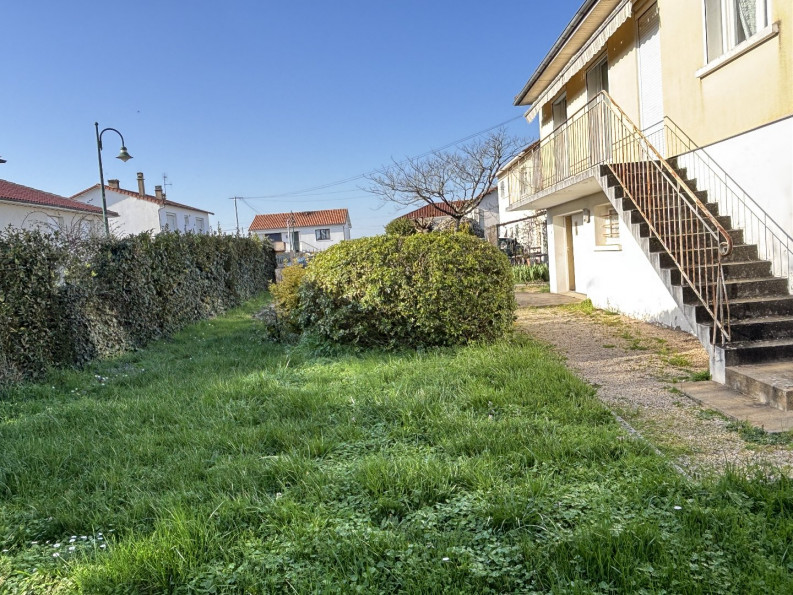 vente Maison Ruffec - Photo 13