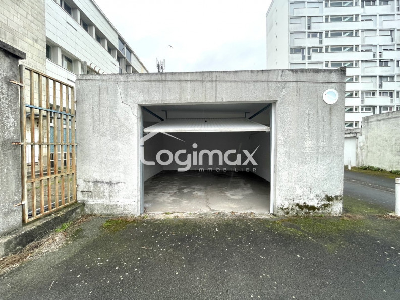 location Garage La Rochelle - Photo 1