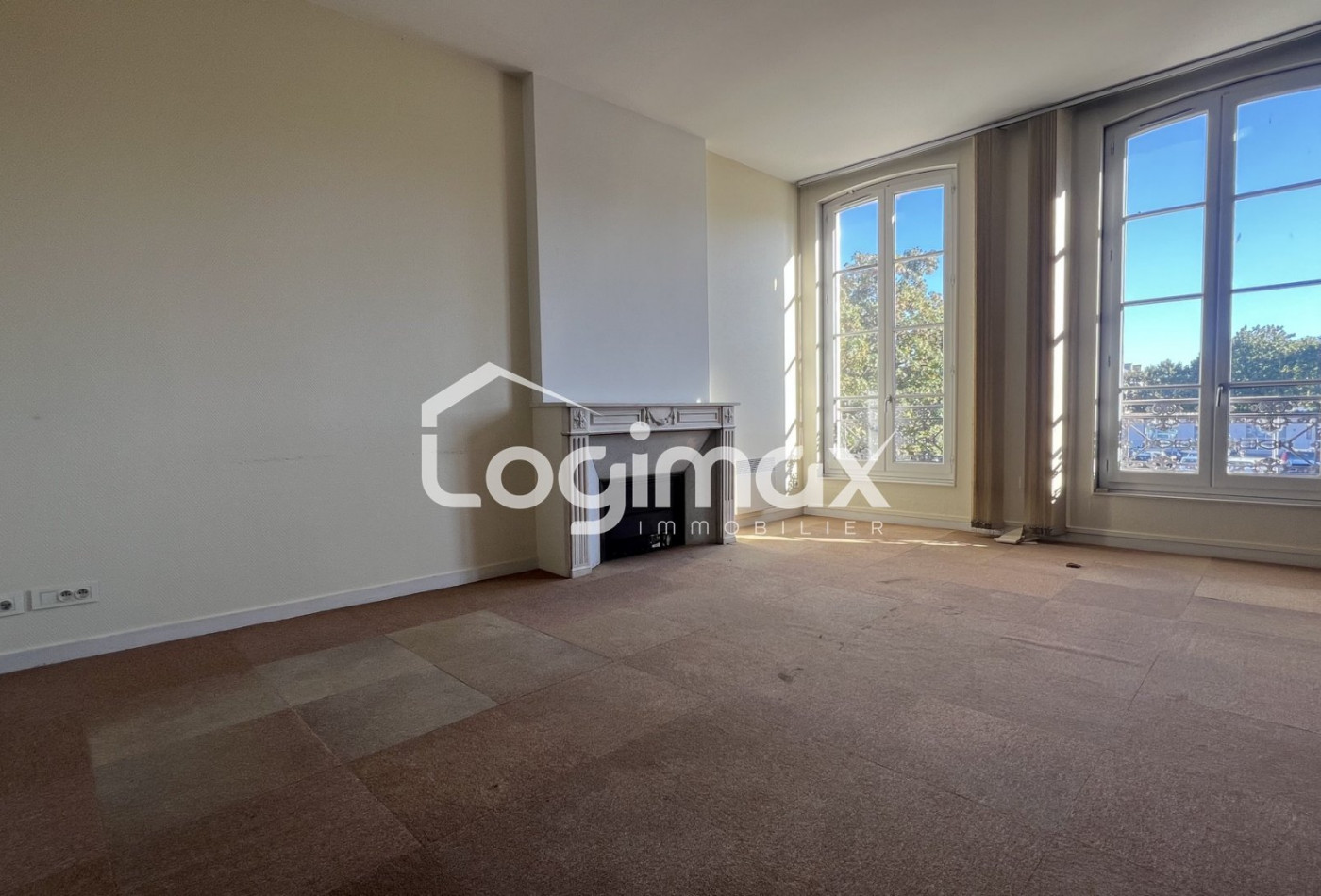 vente Appartement à rénover La Rochelle - Photo 1