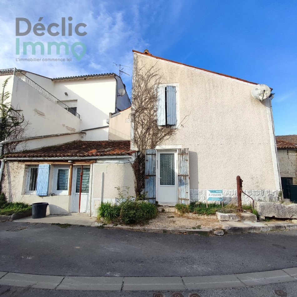 vente Maison Saint Hilaire De Villefranche - Photo 1