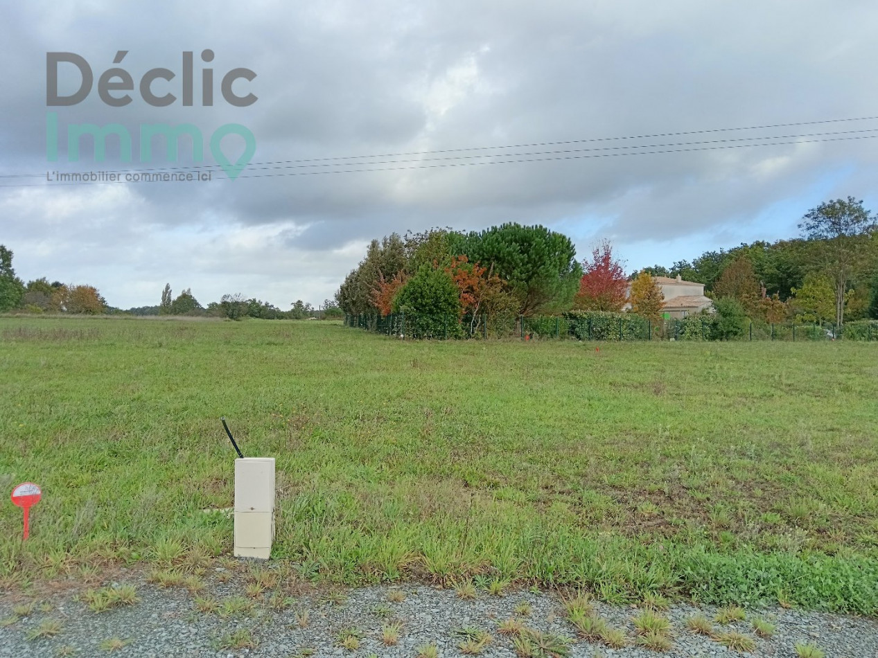 vente Terrain constructible Taillebourg - Photo 1