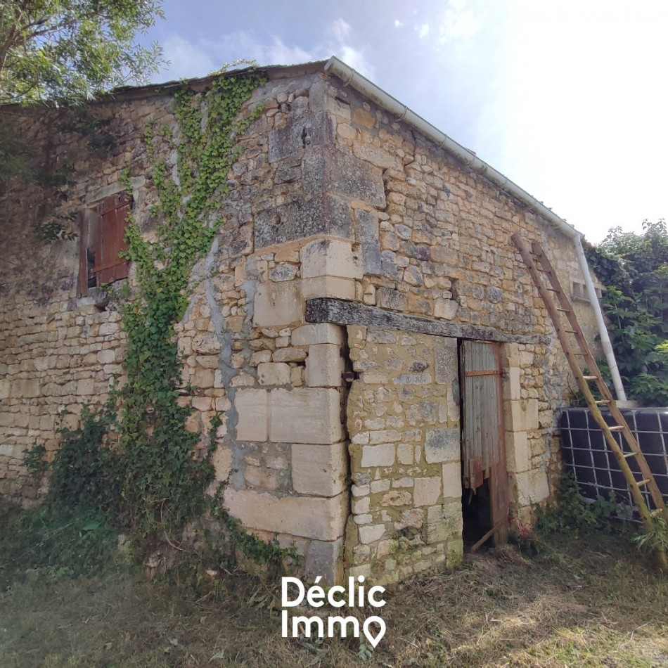 vente Maison à rénover Le Douhet - Photo 3