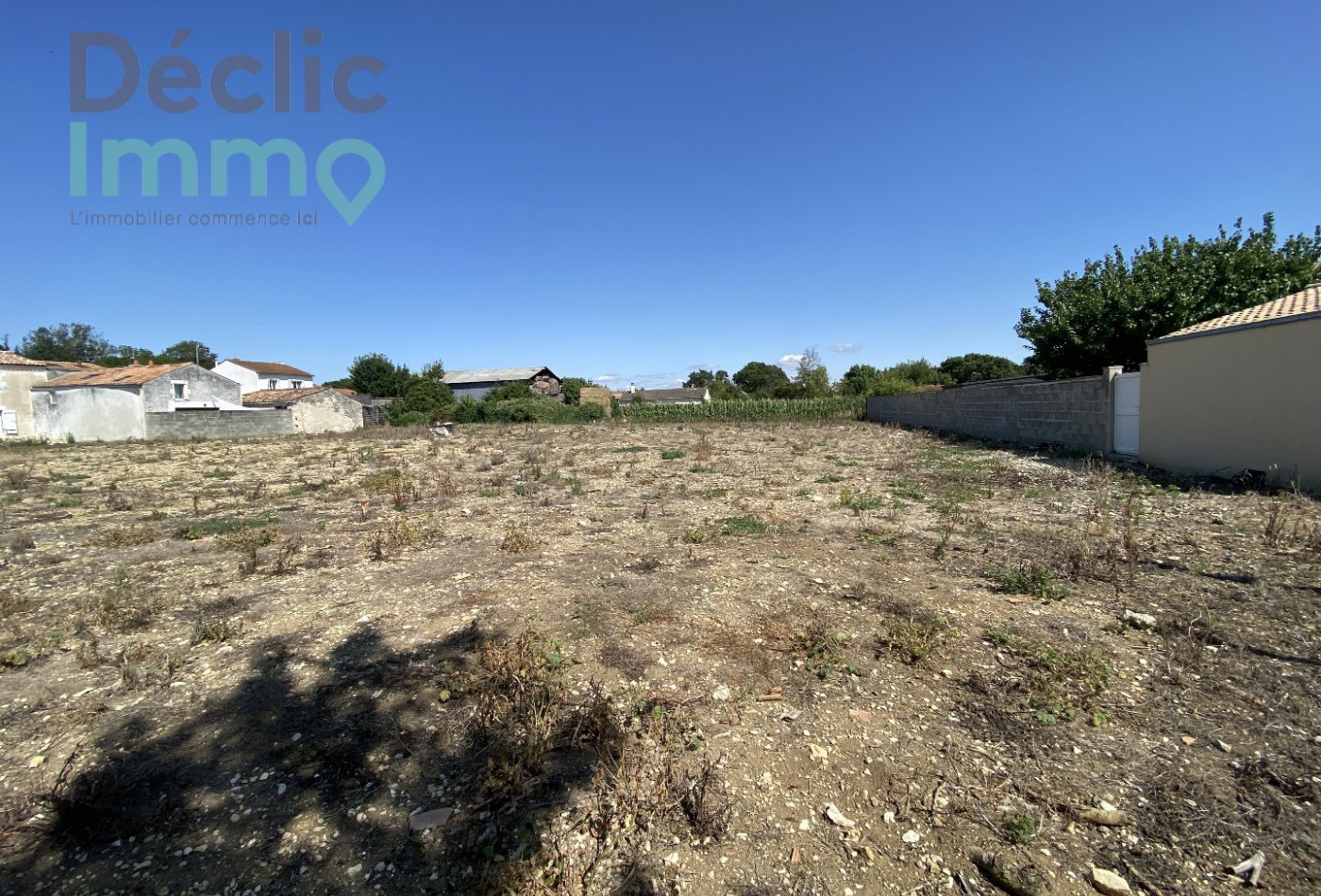 vente Terrain constructible Montroy - Photo 1