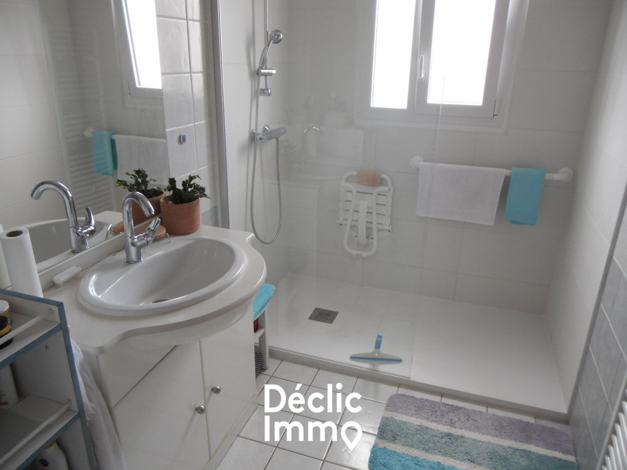 vente Pavillon Rochefort - Photo 8