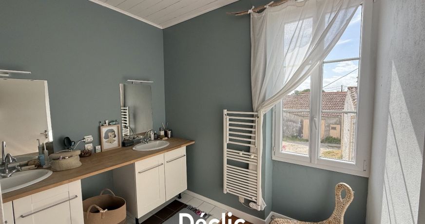 vente Maison de village La Gaconniere