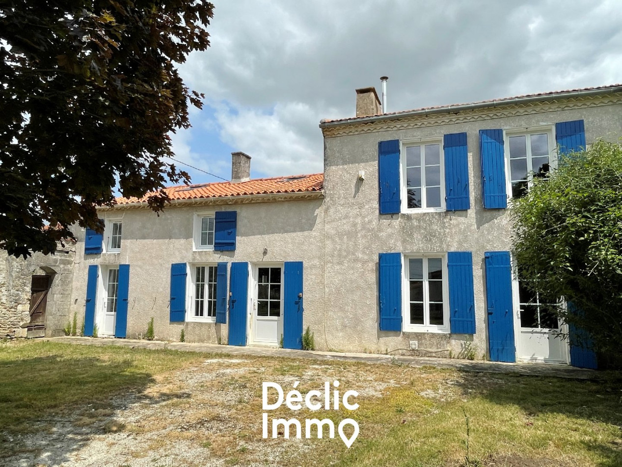vente Maison en pierre Chervettes - Photo 1