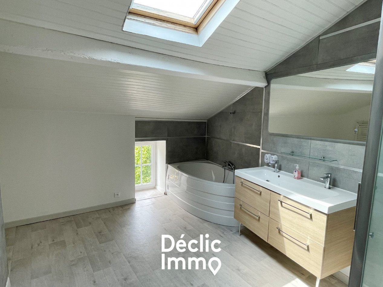 vente Maison en pierre Chervettes - Photo 11