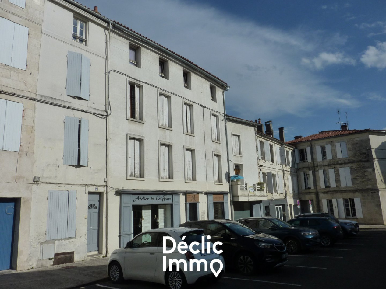 vente Immeuble de rapport Saintes - Photo 1