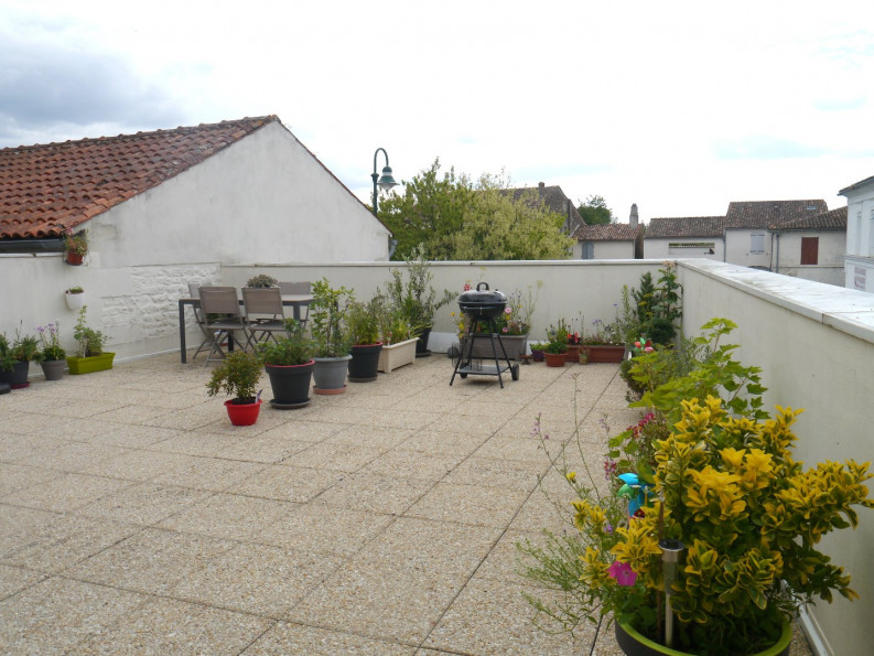 vente Maison de ville Gemozac - Photo 8