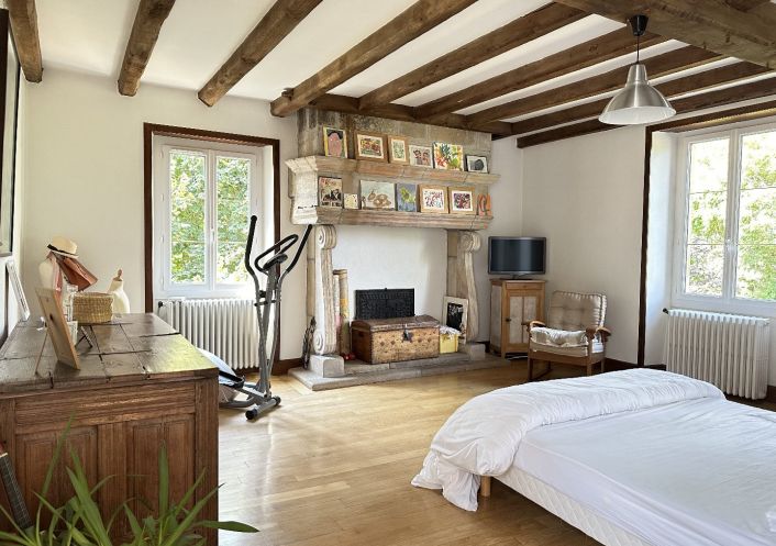 à vendre Maison de maître La Chapelle Aux Saints