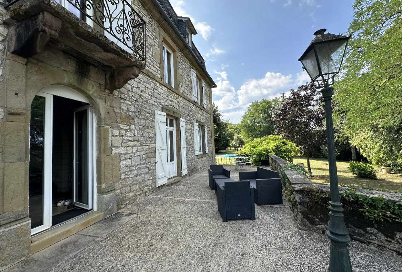 vente Maison de maître La Chapelle Aux Saints - Photo 1