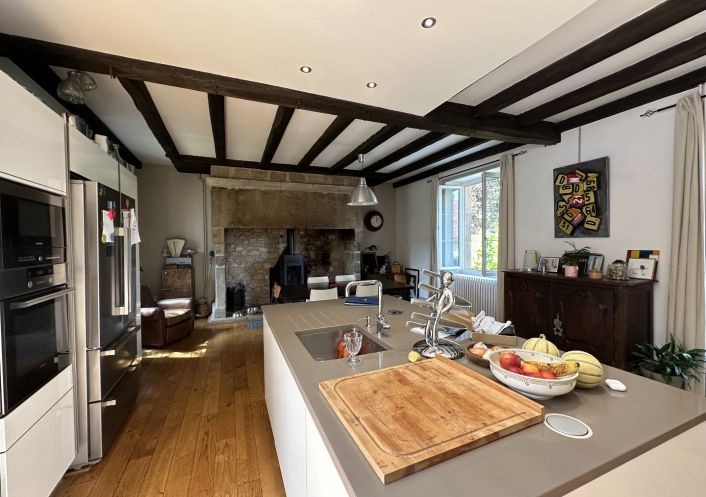 à vendre Maison de maître La Chapelle Aux Saints