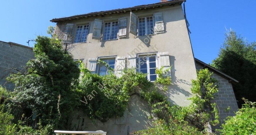 vente Maison de village Segur Le Chateau