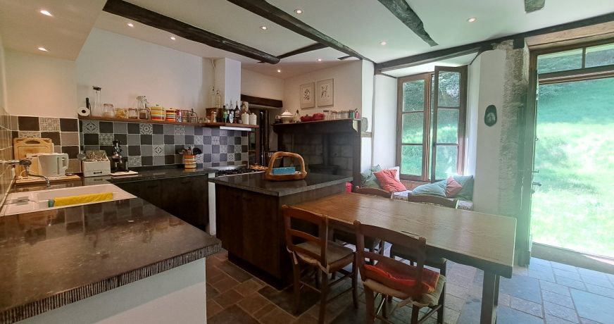 vente Moulin La Roche Canillac