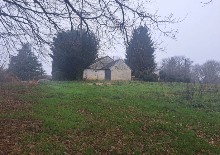 à vendre Terrain constructible Saint Sornin Lavolps