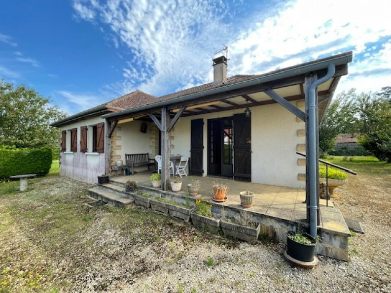vente Maison Saint Robert - Photo 1