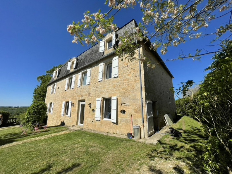 sale Maison de caractère Coubjours - Photo 1