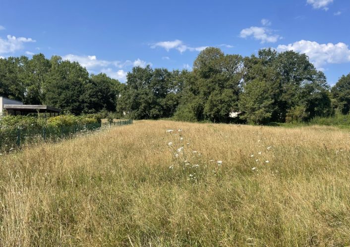 à vendre Terrain constructible Brignac La Plaine