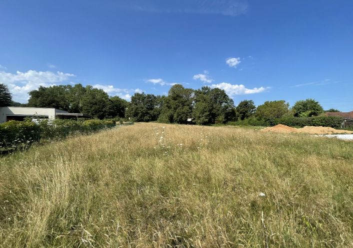 à vendre Terrain constructible Brignac La Plaine