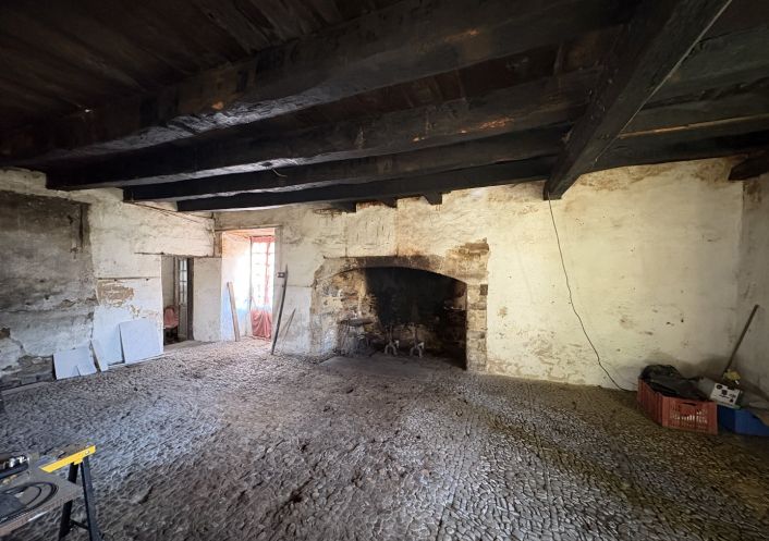 à vendre Maison Salon La Tour