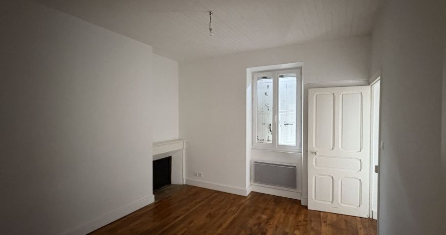 vente Maison de hameau Saint Aulaire