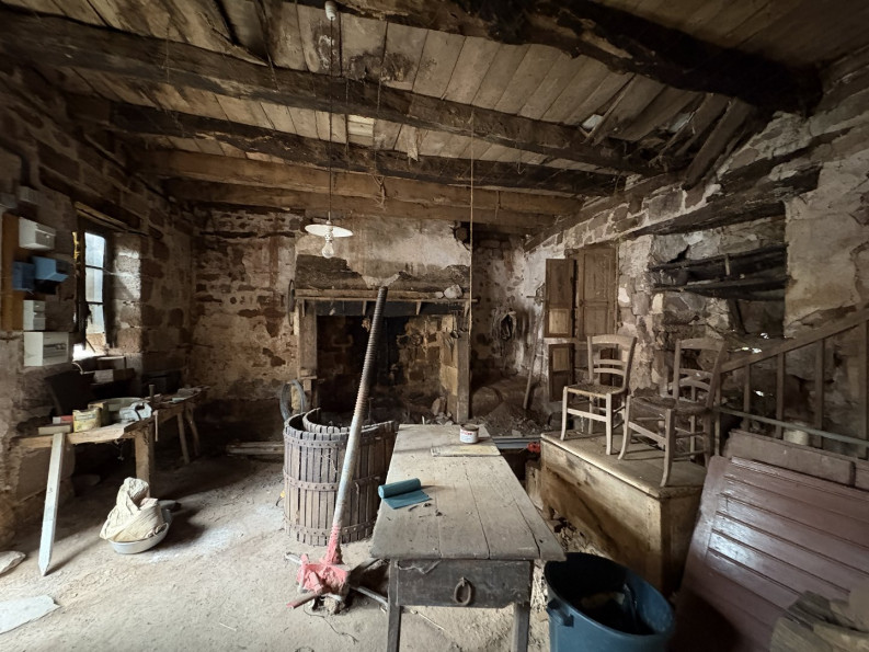 vente Maison à rénover Saint Aulaire - Photo 2