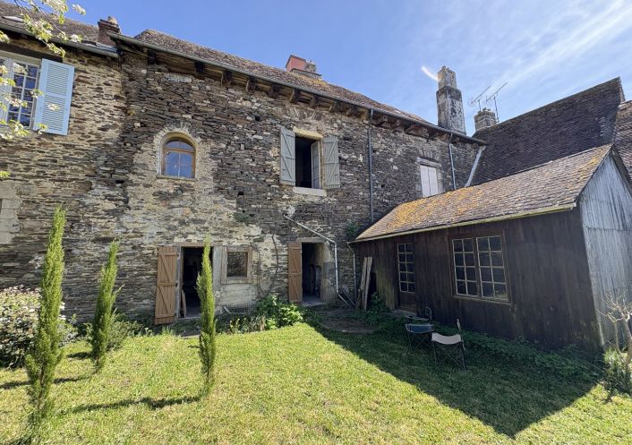 à vendre Maison de village Saint Yrieix La Perche