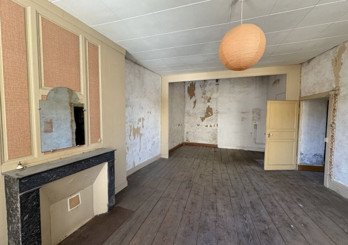 à vendre Maison de village Saint Yrieix La Perche