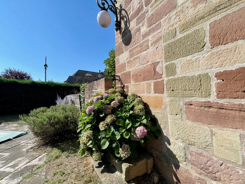 sale Maison de caractère Varetz - Photo 2