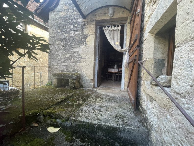 vente Maison de village Saint Robert - Photo 2