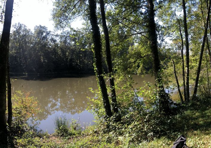 à vendre Terrain constructible Juillac