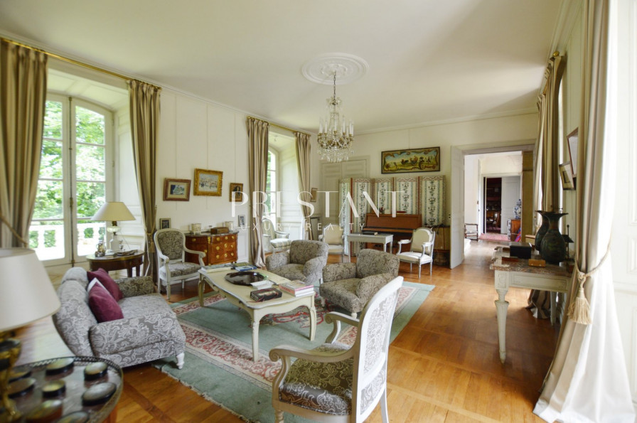 vente Château Montignac - Photo 2