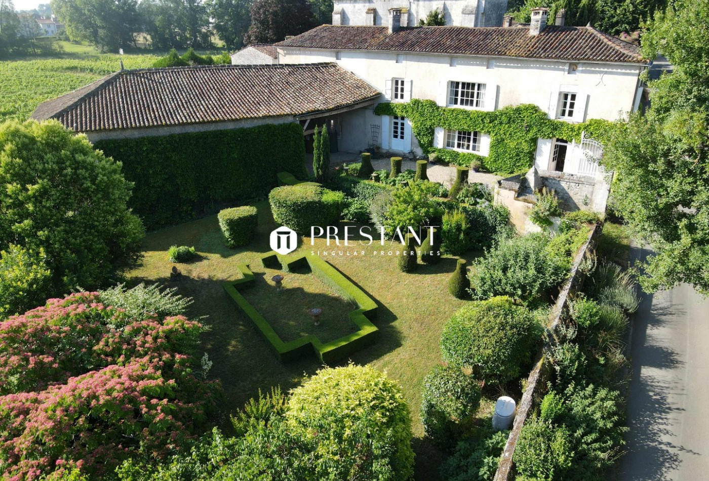 vente Maison de hameau Bassac - Photo 1