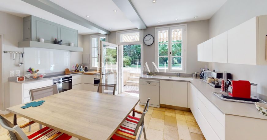 vente Manoir Sarlat La Caneda