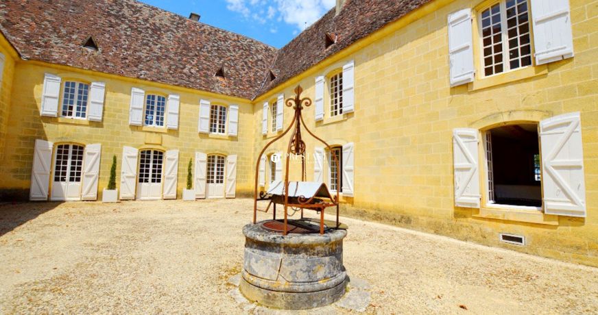 en location saisonnière Château Sarlat La Caneda