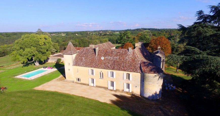 en location saisonnière Château Sarlat La Caneda