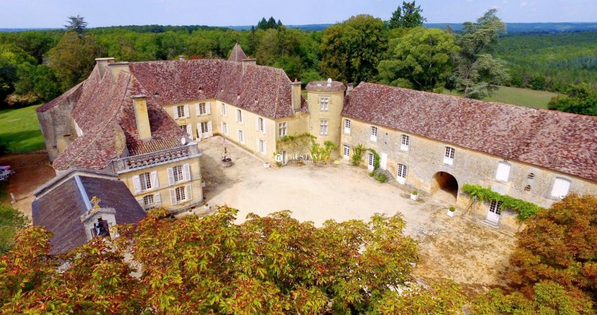 en location saisonnière Château Sarlat La Caneda