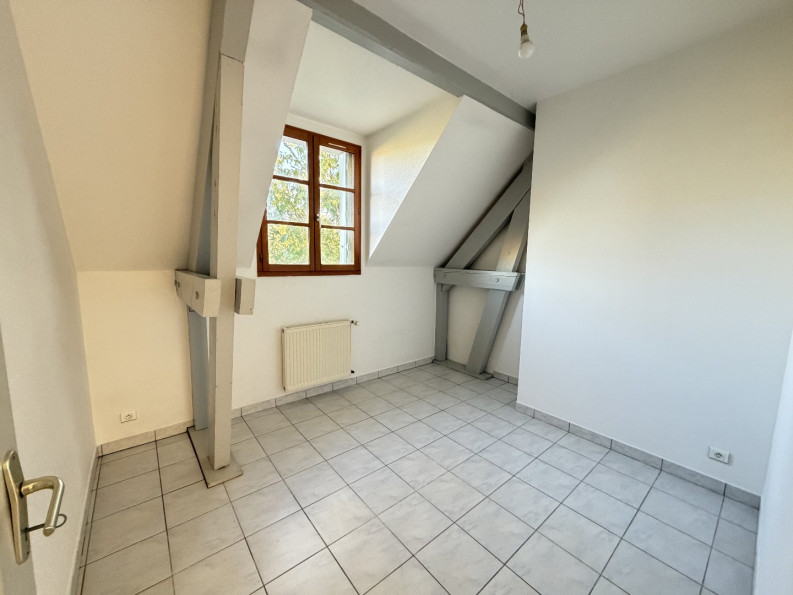 location Appartement Bourogne - Photo 4