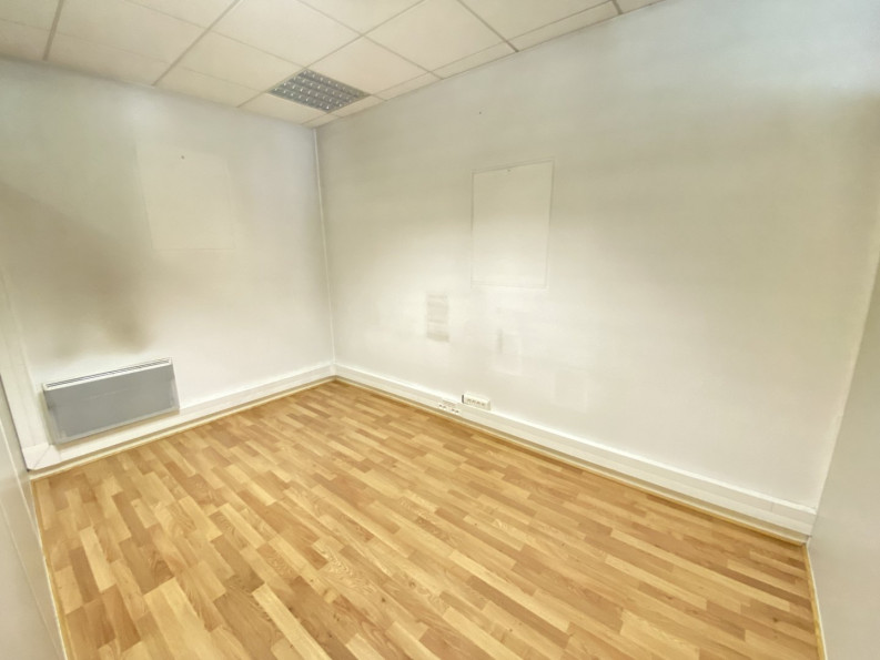 location Local commercial Sochaux - Photo 6