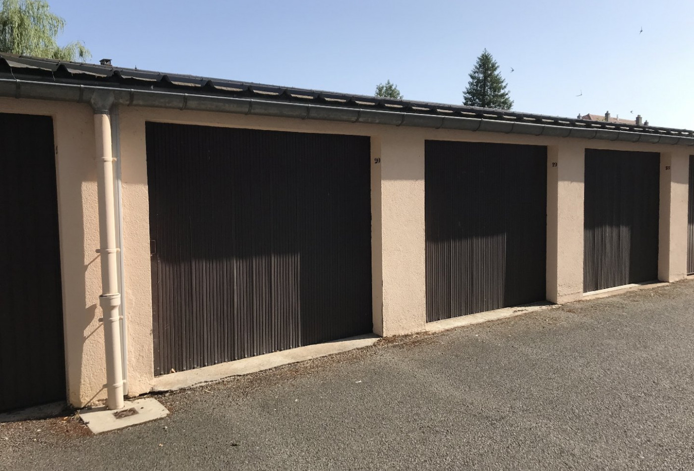 location Garage Montbeliard - Photo 1