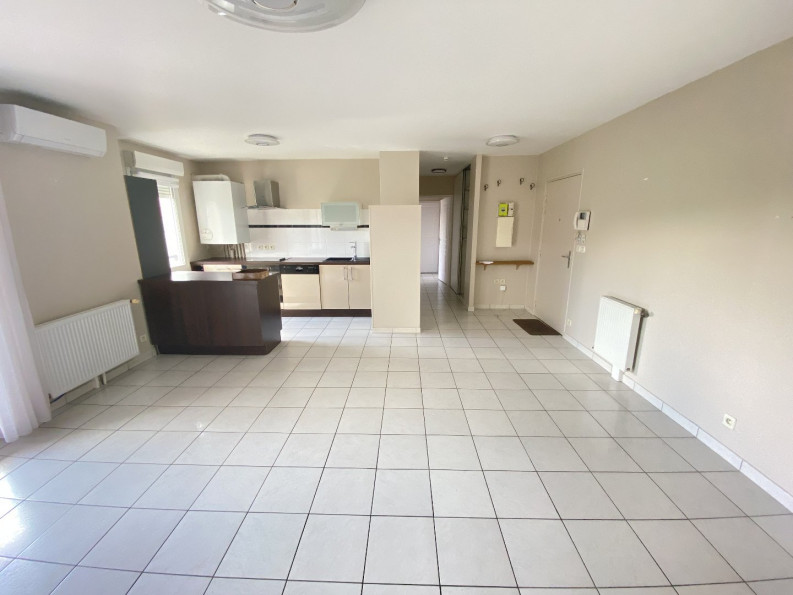 location Appartement Grand Charmont - Photo 1