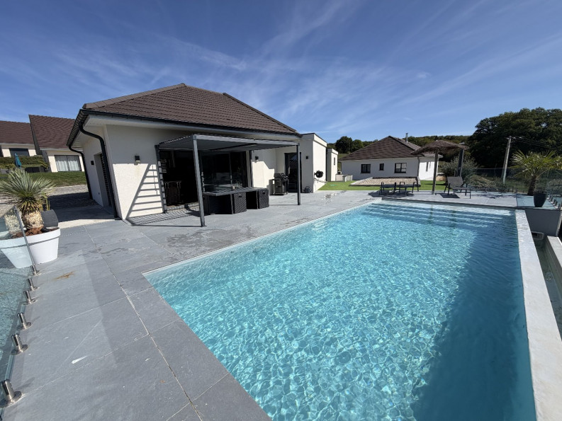 location Maison Issans - Photo 1