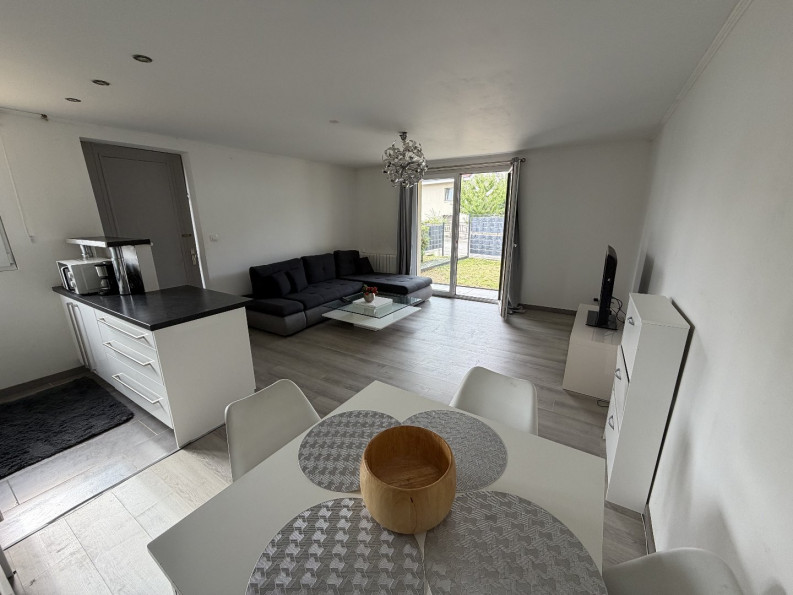 location Appartement Exincourt - Photo 3