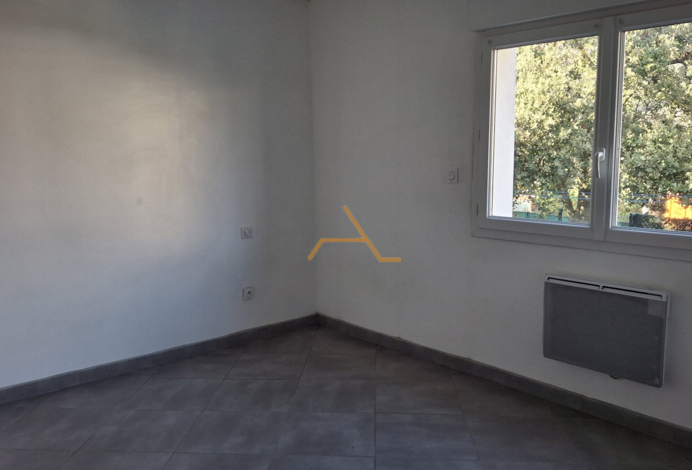 location Maison de village Roche Saint Secret Beconne - Photo 4