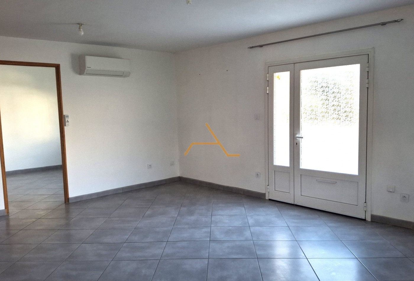 location Maison de village Roche Saint Secret Beconne - Photo 3