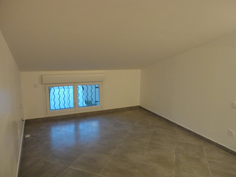 location Maison mitoyenne Roche Saint Secret Beconne - Photo 6