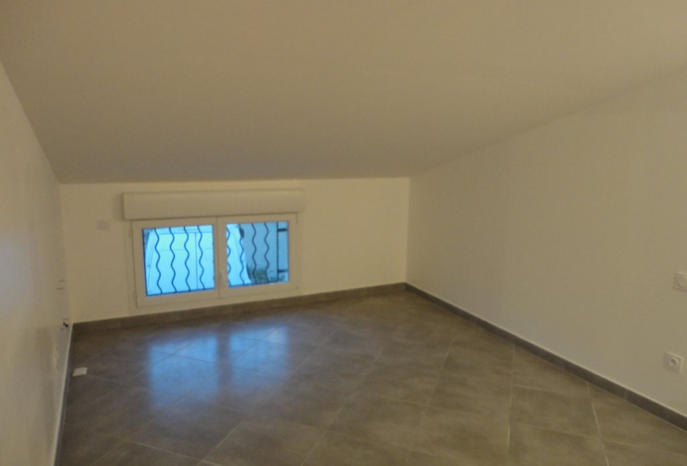 location Maison mitoyenne Roche Saint Secret Beconne - Photo 6
