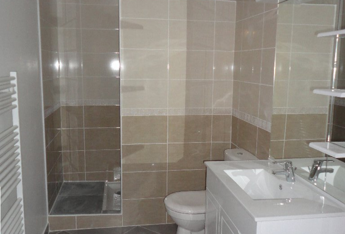 location Maison mitoyenne Roche Saint Secret Beconne - Photo 3
