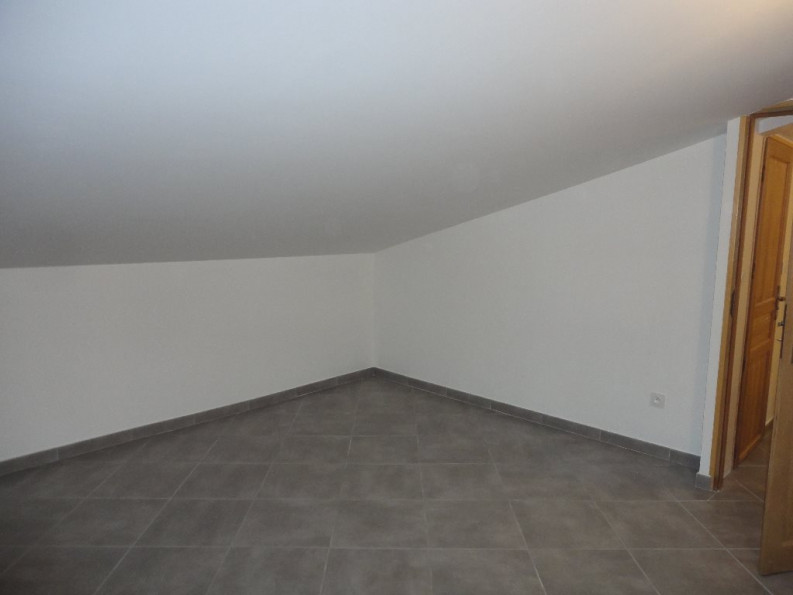 location Maison mitoyenne Roche Saint Secret Beconne - Photo 5